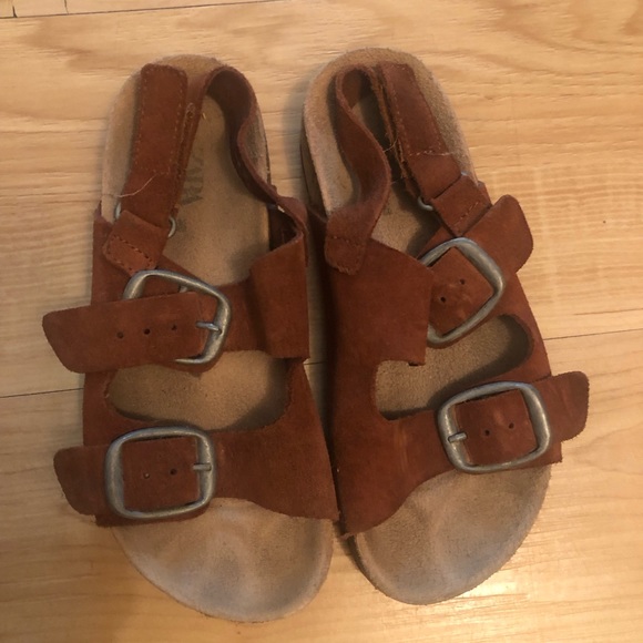 Zara Girls Suede Sandals - Picture 2 of 4